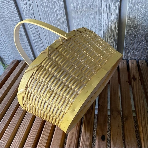 Vintage Yellow Basket Wood Wooden Easter Holiday Baby Shower Newborn Cottagecore - Picture 9 of 11